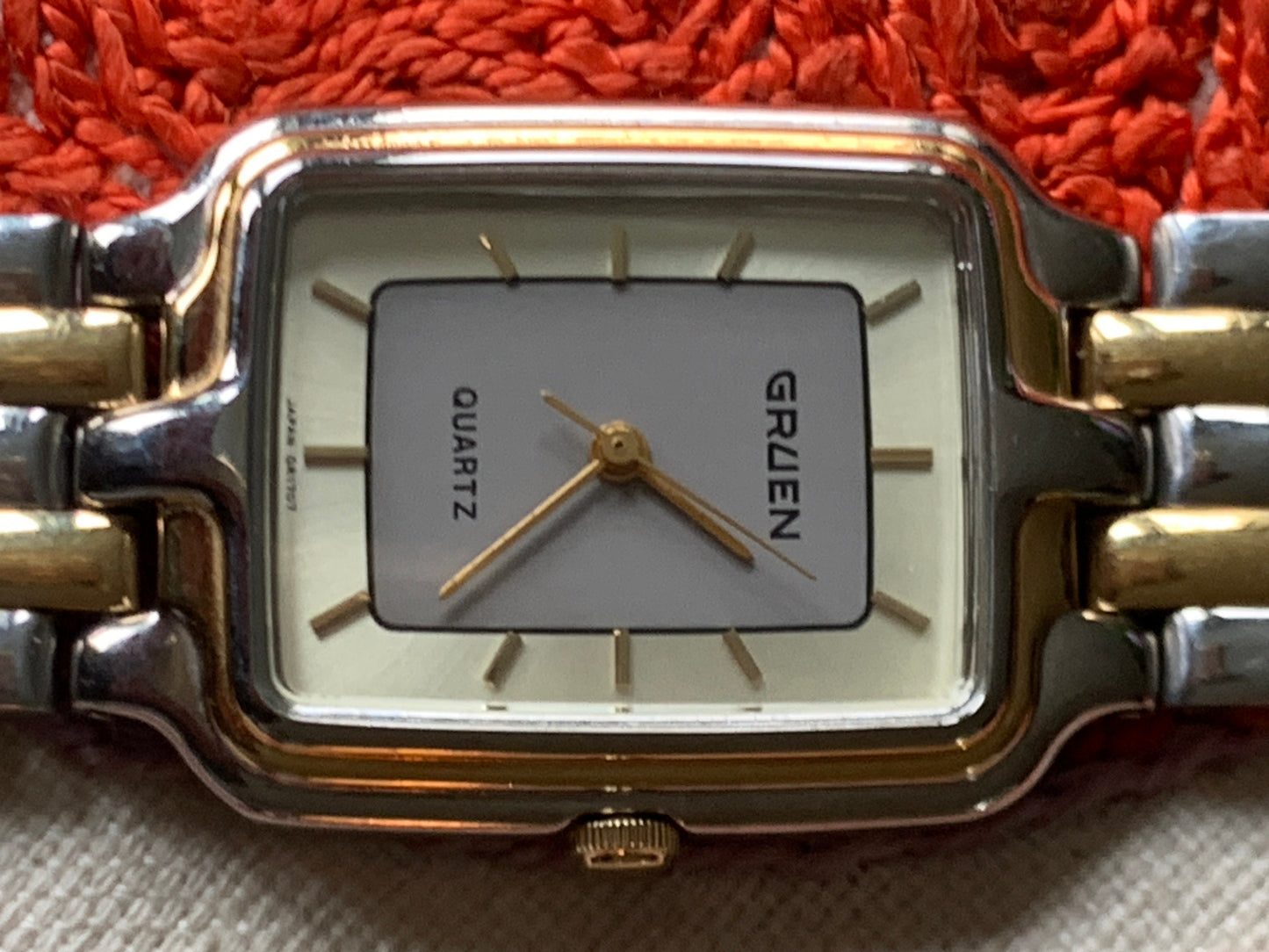 Neo-Vintage: 1980s Gruen Two Tone Metal Tank Watch - Barely worn, new battery, keeps time well. Retro flair! 001-6L32