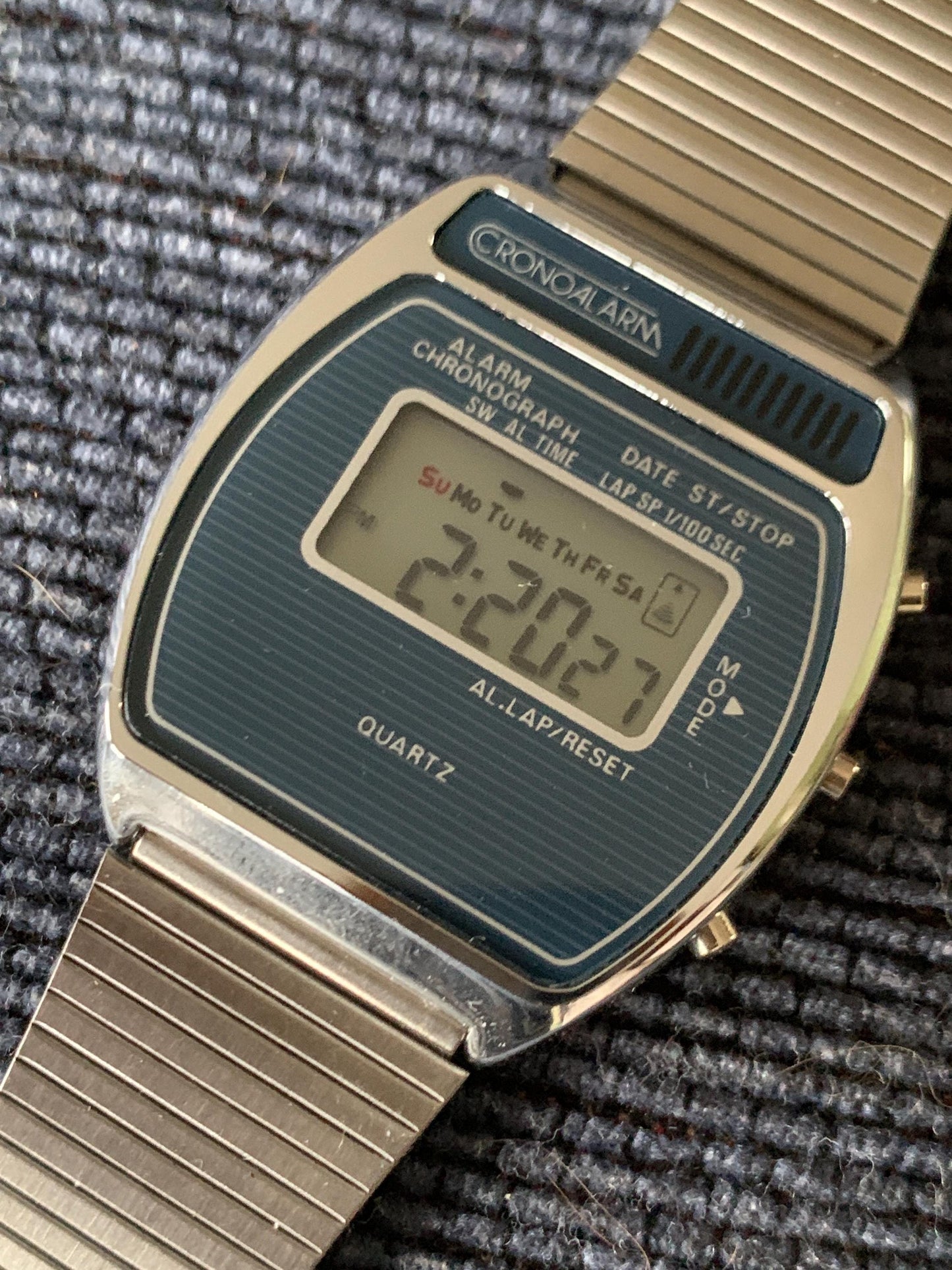 Vintage Cronoalarm Digital Quartz Watch - Pristine Early 1980s Mens LCD. New battery, original adjustable stainless bracelet. Works!