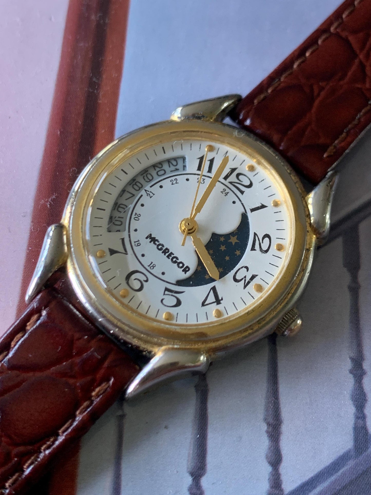 Aged McGregor Moonphase Watch - Cool 90s True Moon Phase Duotone Dial: Shows Age. Side Dial Moon Window. New battery, New leather strap.