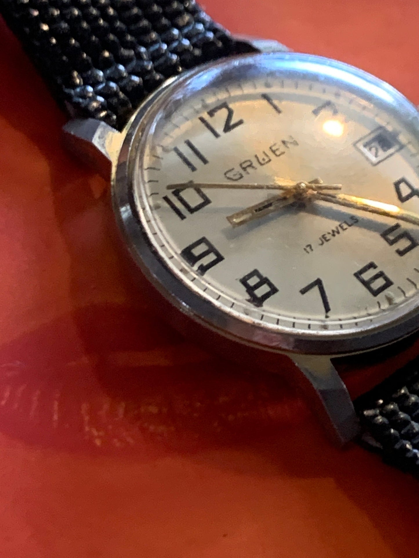 70s Vintage Gruen Winder Watch - 17 Jewels, Gold Tone, Golden Dial & Date in Good Overall Condition - NOS leather strap, runs, keeps time.