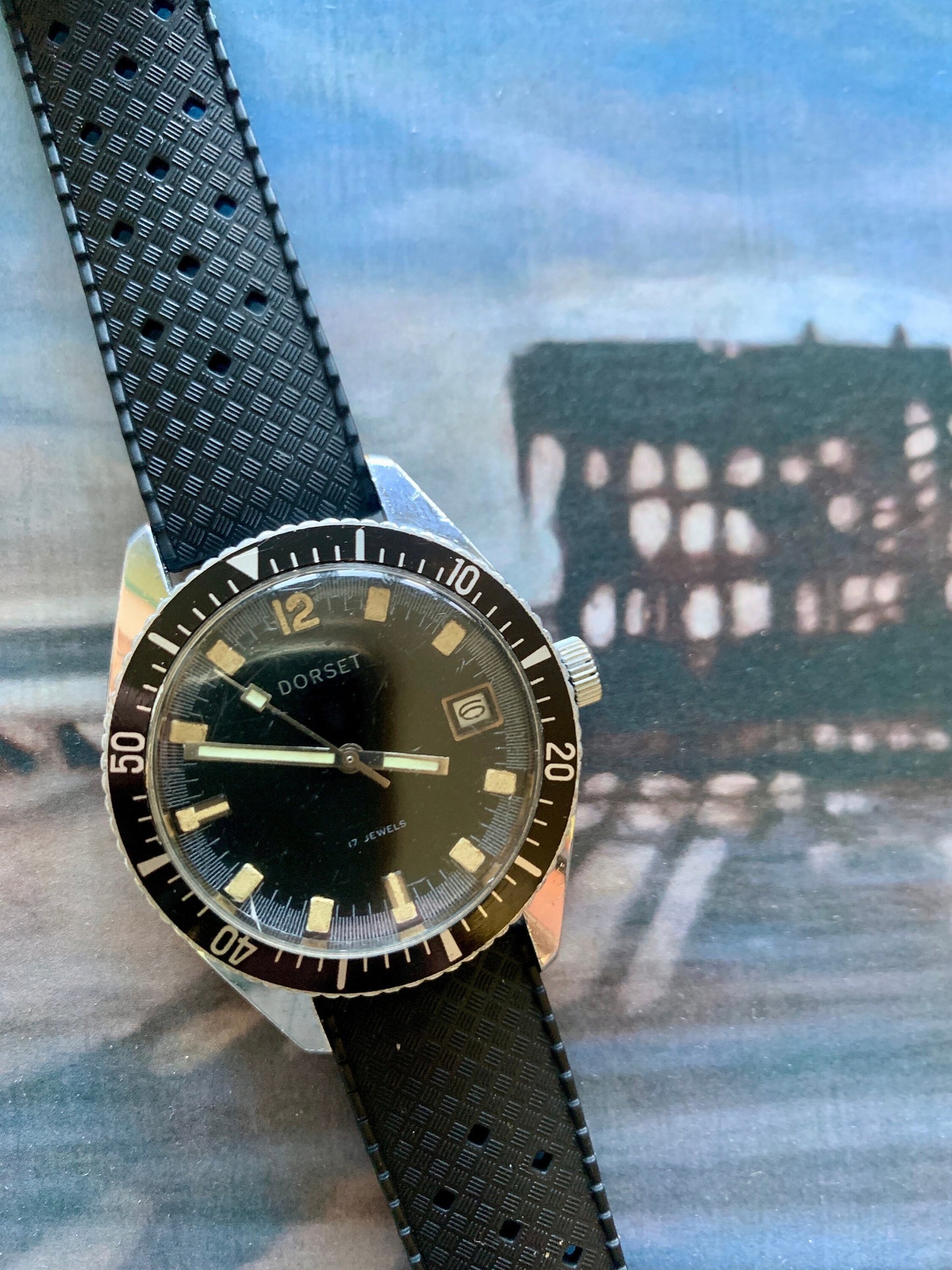 Skin Diver - Late 1960s Dorset (Seiko) Diving Watch - Rare watch made by Dorset, Montgomery Ward Brand w/UT (Seiko) Movement Winder New Band