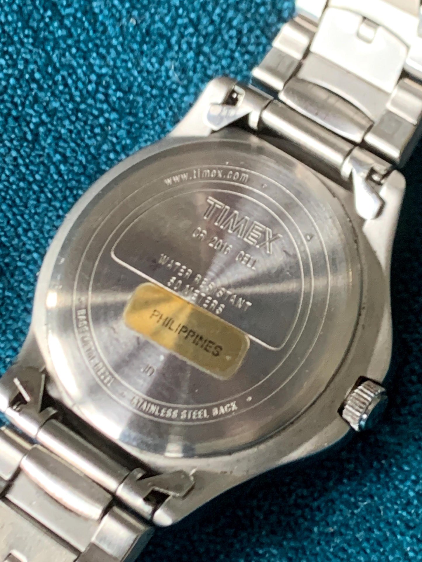 2001 Timex Expedition Blue Dial Indiglo Quartz Watch w/Date, Silver Tone with Matching Bracelet. Great Condition, Indiglo Radiant Dial!