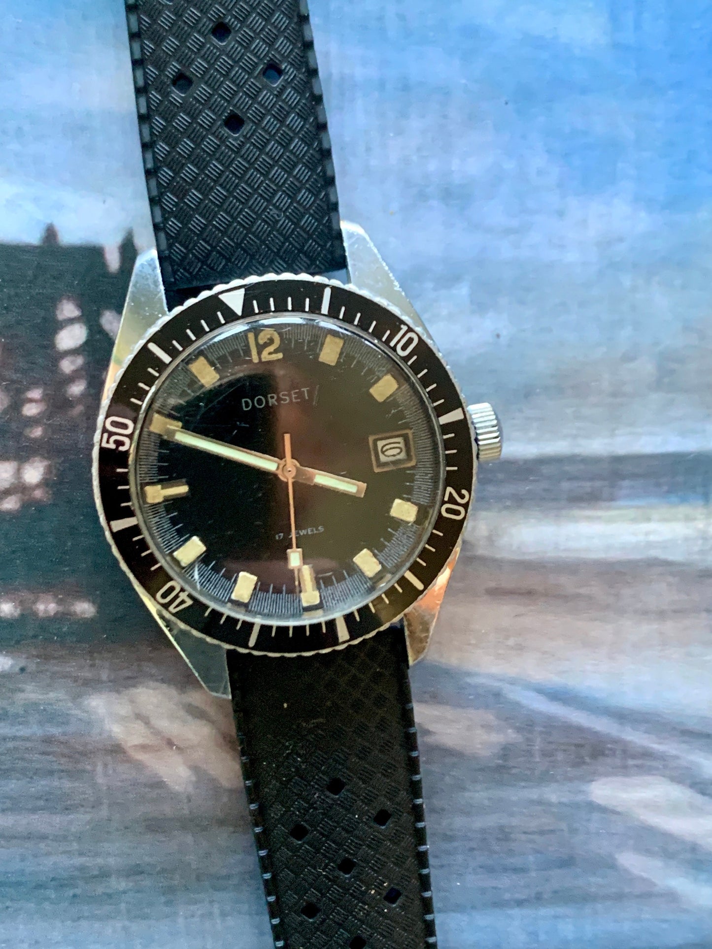 Skin Diver - Late 1960s Dorset (Seiko) Diving Watch - Rare watch made by Dorset, Montgomery Ward Brand w/UT (Seiko) Movement Winder New Band