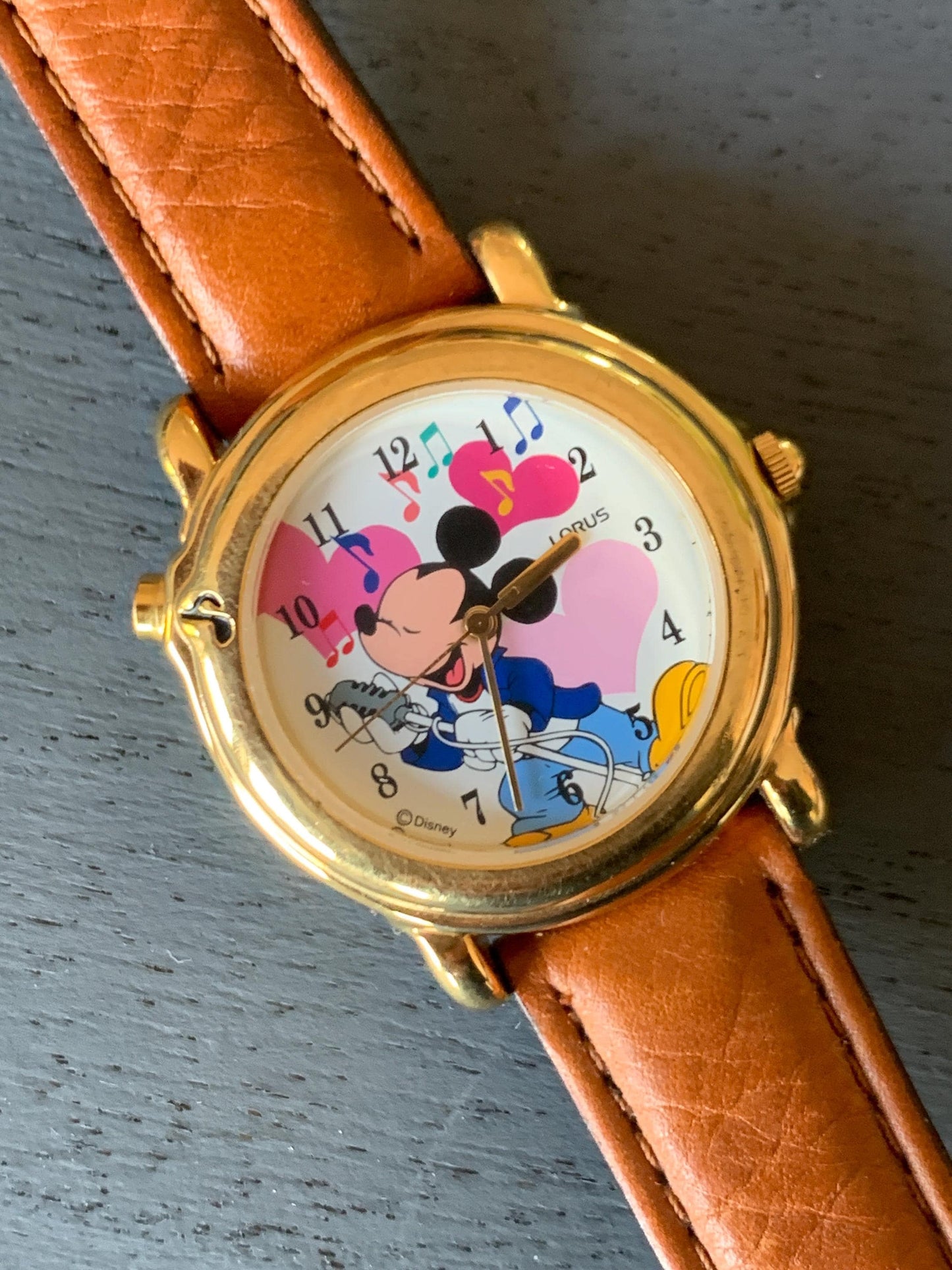 Vintage 1990s Disney Mickey Mouse Musical Watch from Lorus by Seiko)  RARE Collectible Wristwatch. Very good condition, new battery. 31mm