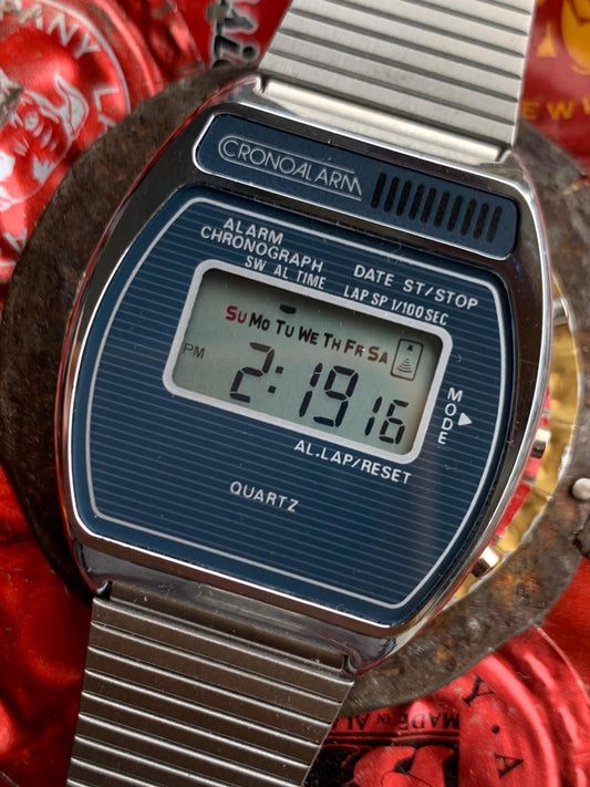 Vintage Cronoalarm Digital Quartz Watch - Pristine Early 1980s Mens LCD. New battery, original adjustable stainless bracelet. Works!