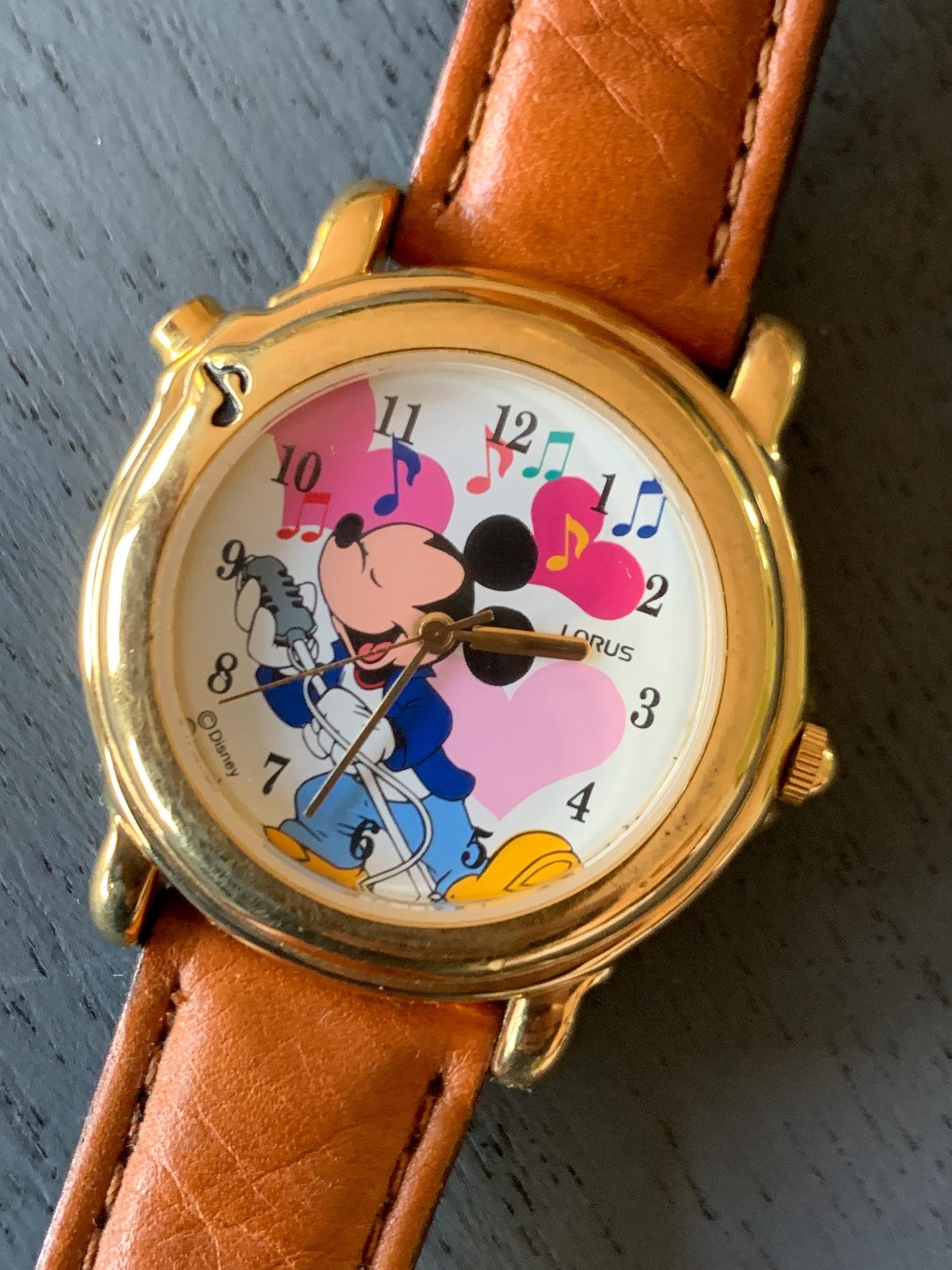 Vintage 1990s Disney Mickey Mouse Musical Watch from Lorus by Seiko)  RARE Collectible Wristwatch. Very good condition, new battery. 31mm