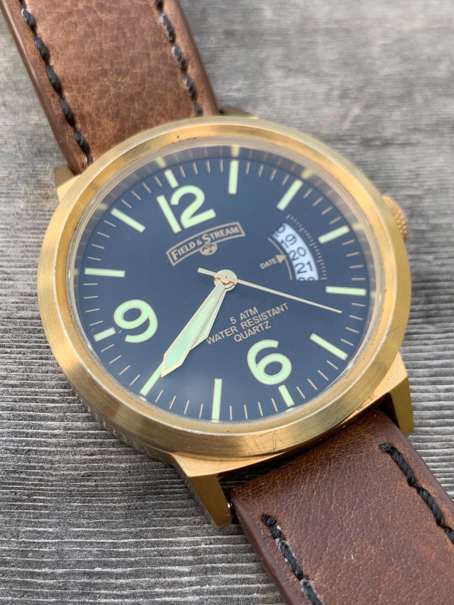 Field & Stream Sporty 44mm Watch - Brushed Gold Metal, Black Dial, Lume, Date, Works Well, Original Gently Worn Leather Strap. New Battery.