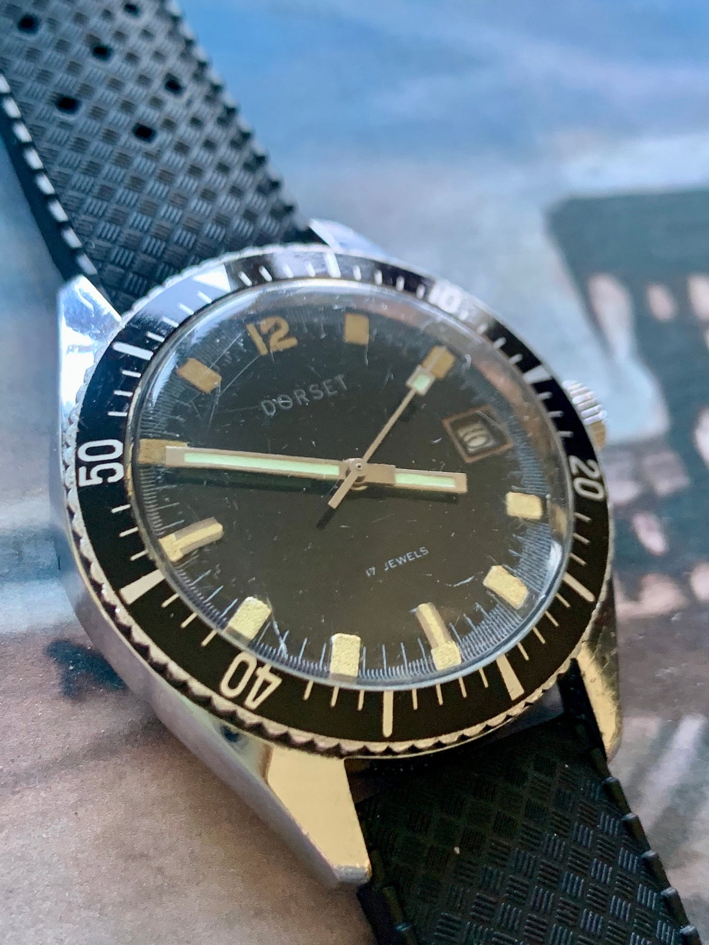 Skin Diver - Late 1960s Dorset (Seiko) Diving Watch - Rare watch made by Dorset, Montgomery Ward Brand w/UT (Seiko) Movement Winder New Band