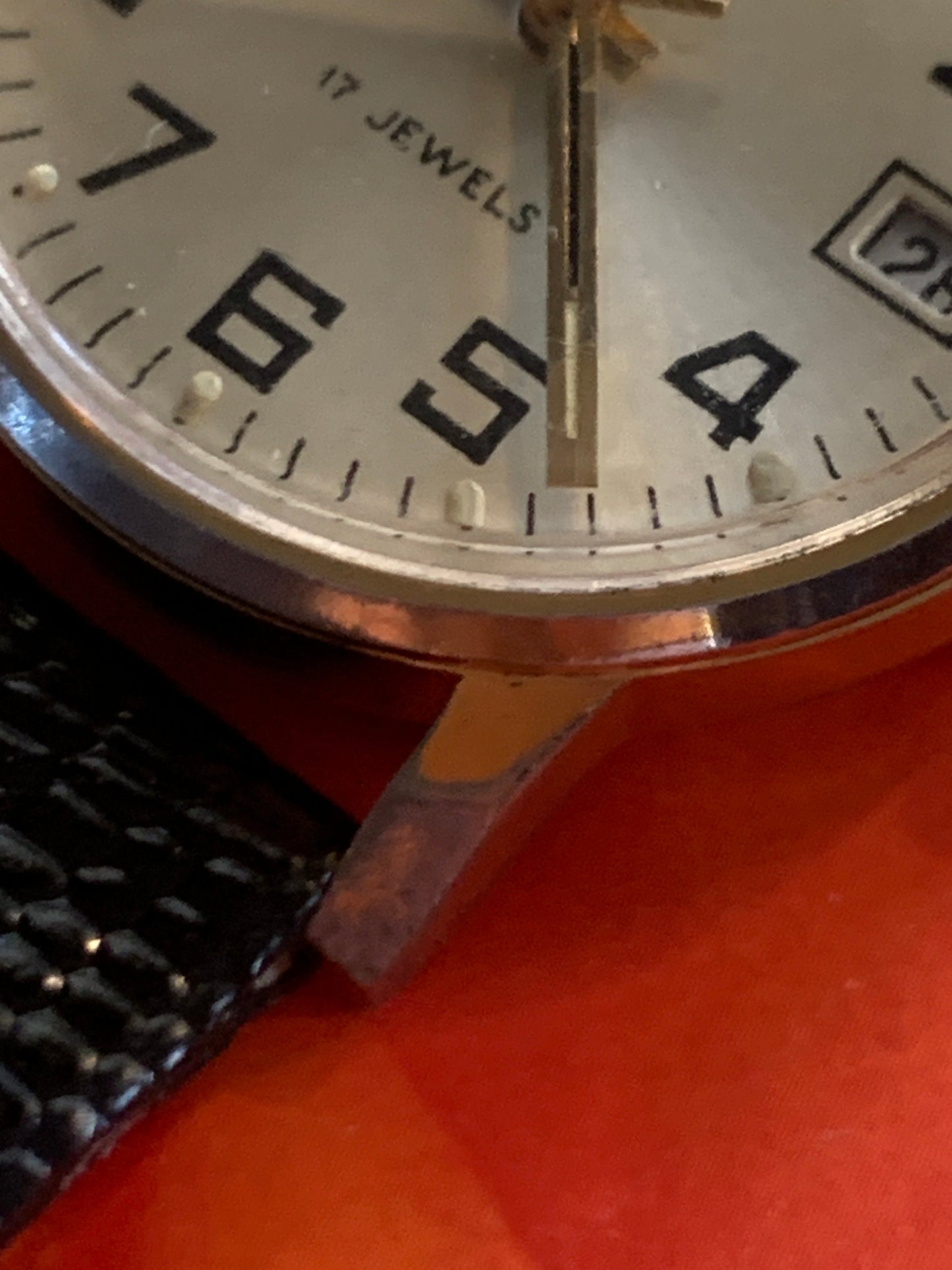 70s Vintage Gruen Winder Watch - 17 Jewels, Gold Tone, Golden Dial & Date in Good Overall Condition - NOS leather strap, runs, keeps time.