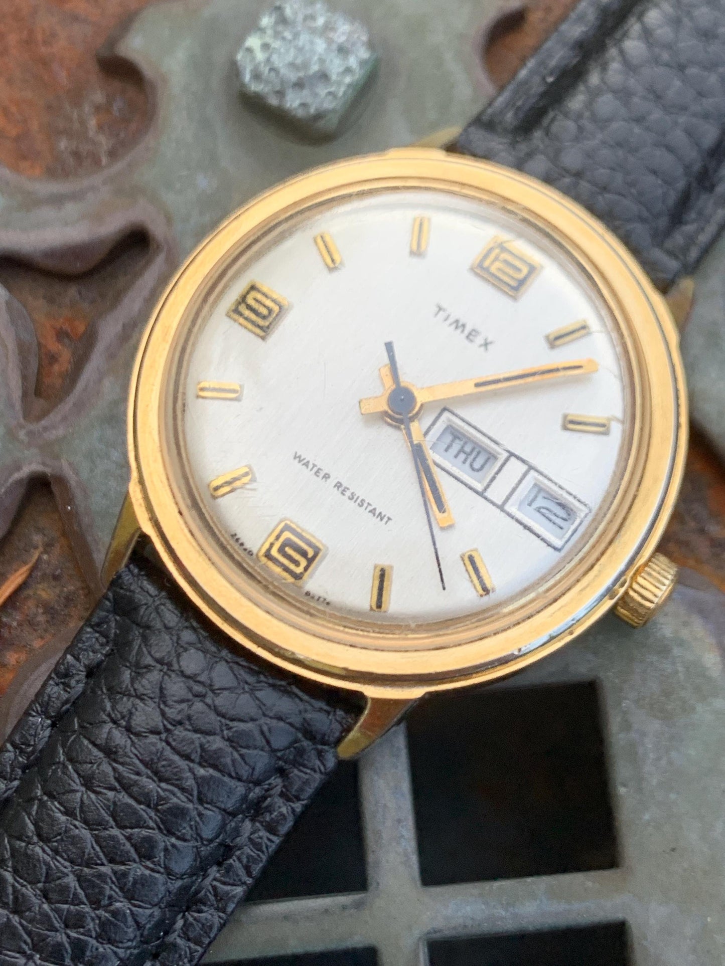 1976 Timex Marlin Winder Watch, Goldtone Case w/Champagne Calendar Dial and Mod Digits Decent Overall Condition w/New Leather Band. Works!