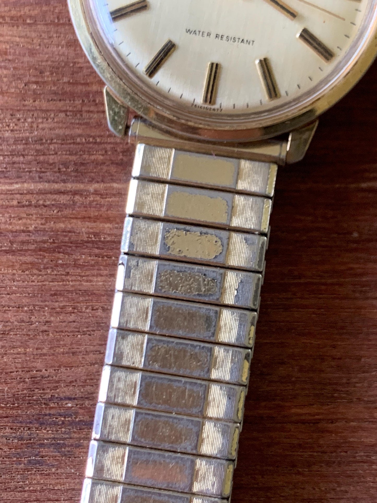 Vintage Timex Marlin Winder Watch, 1977. Radiant Golden Dial with Stick Indices. Very Good Condition Mechanical Winder, works well.