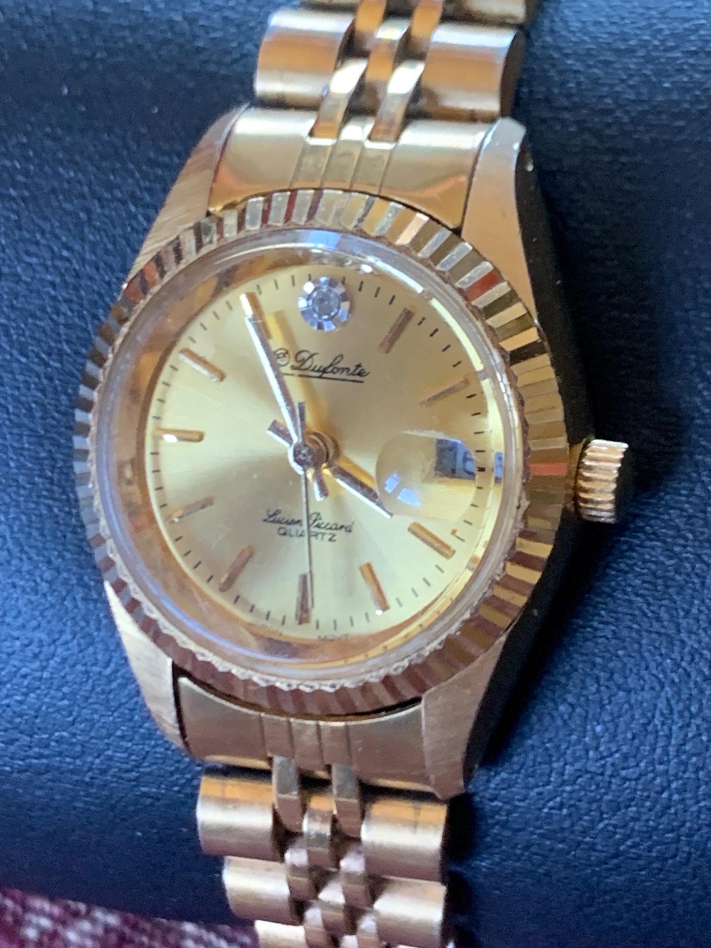 Dufonte by Lucien Piccard Ladies Presidential Watch. Diamond Golden Dial w/date. Gold Tone Case and Bracelet. 7" Wrist or less. New Battery.