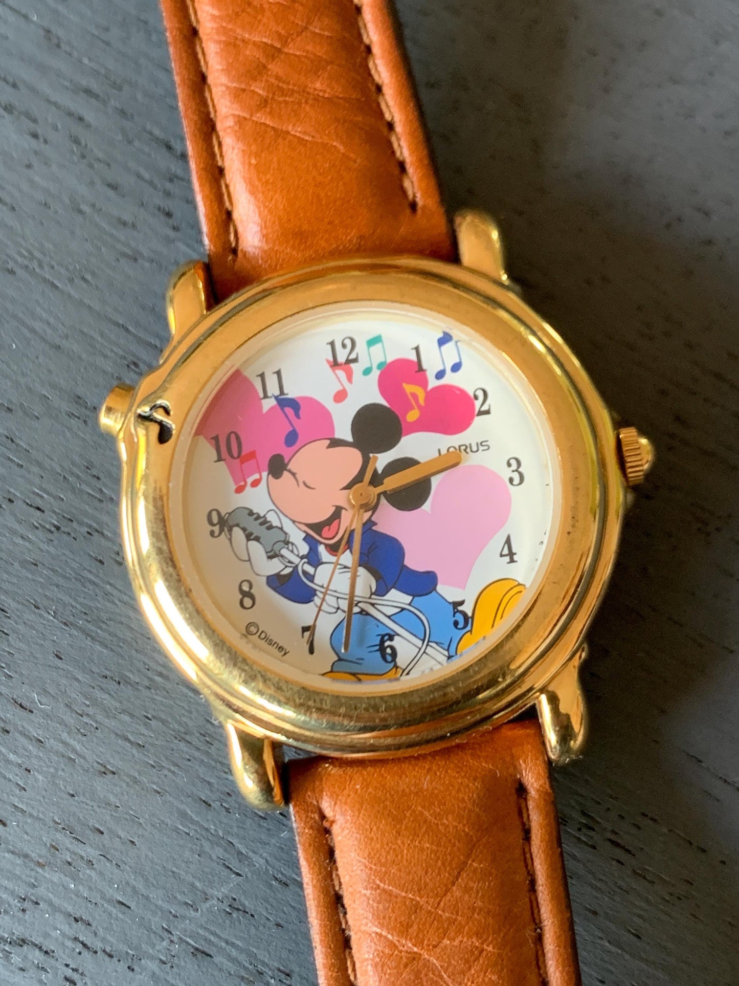 Vintage 1990s Disney Mickey Mouse Musical Watch from Lorus by Seiko)  RARE Collectible Wristwatch. Very good condition, new battery. 31mm