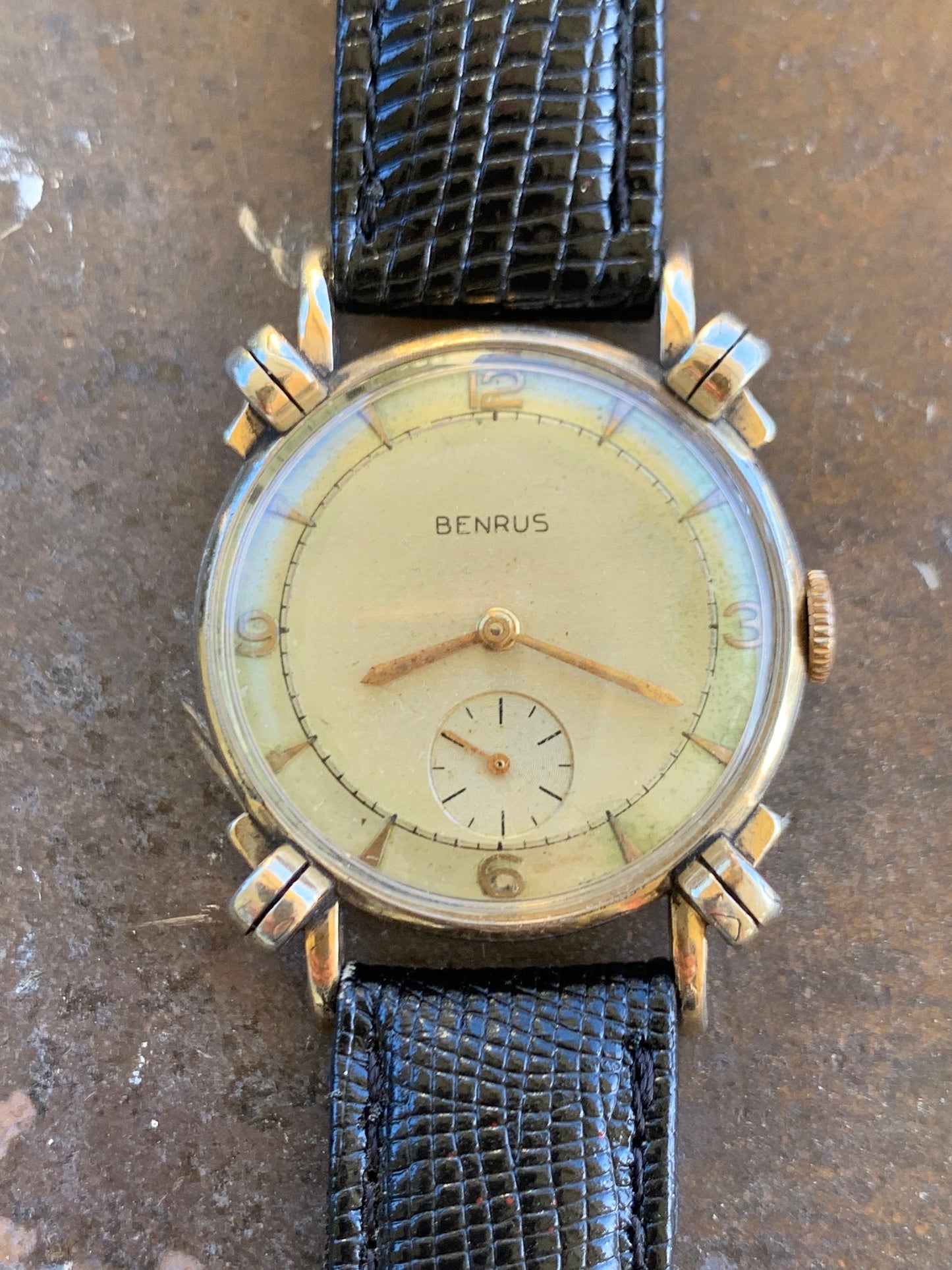 Vintage Fancy Knotted Lugs Benrus Watch 10K Rolled Gold Plate. 1940s/50s Mechanical Movement Winder. Works. 2 Vintage bands - Gents & Ladies