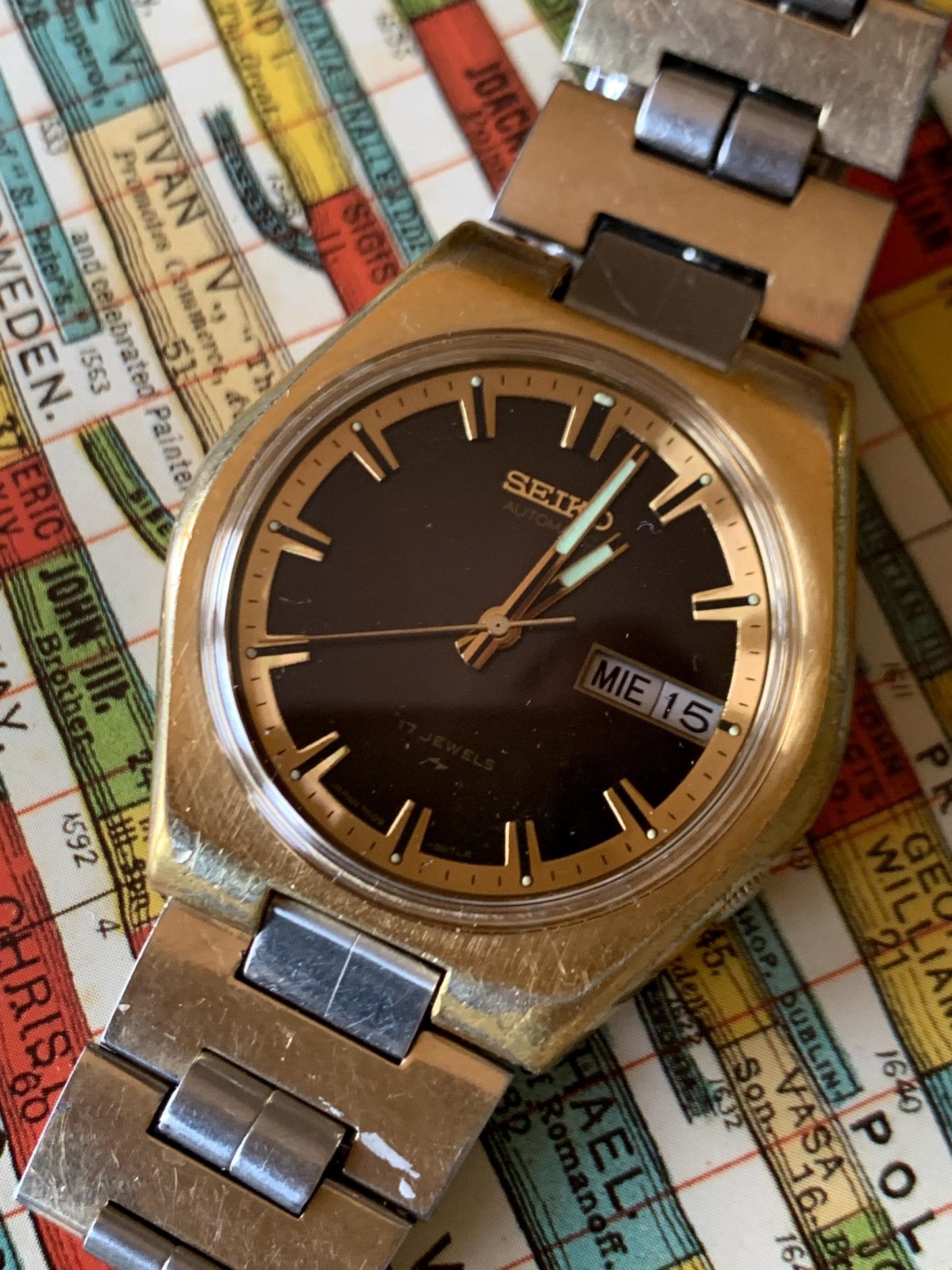 Classic Seiko Automatic Watch 7009-8079 Late 1970s 17 Jewels, Day/Date, Running Well, Gold Tone, Good Condition.  Great Crystal. Classic.
