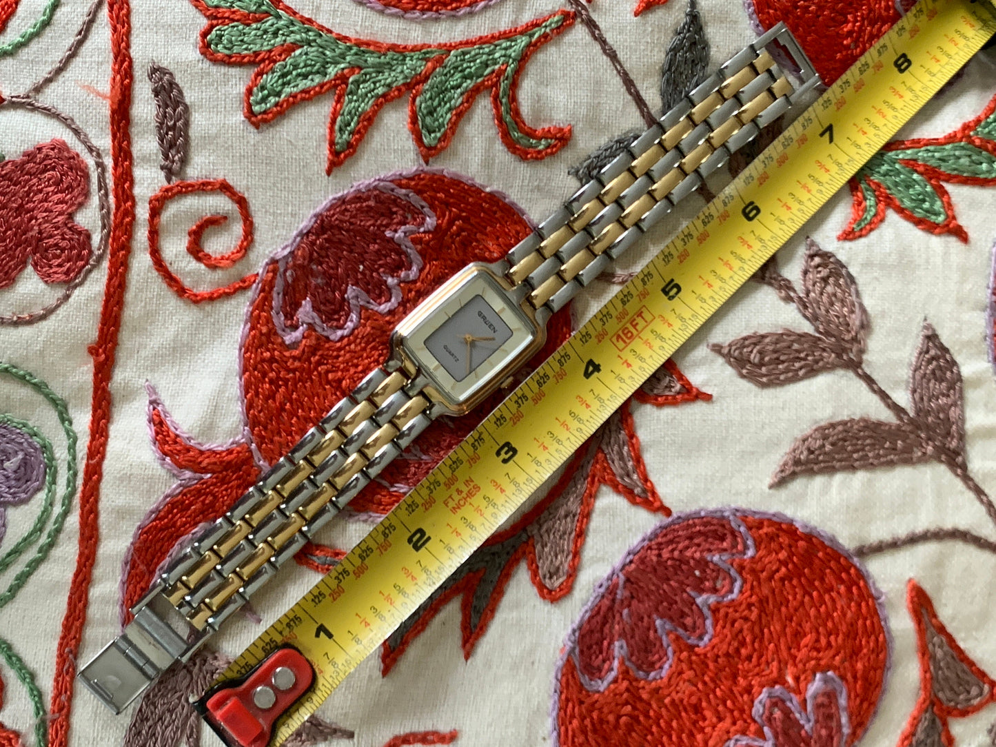 Neo-Vintage: 1980s Gruen Two Tone Metal Tank Watch - Barely worn, new battery, keeps time well.  Retro flair! 001-6L32