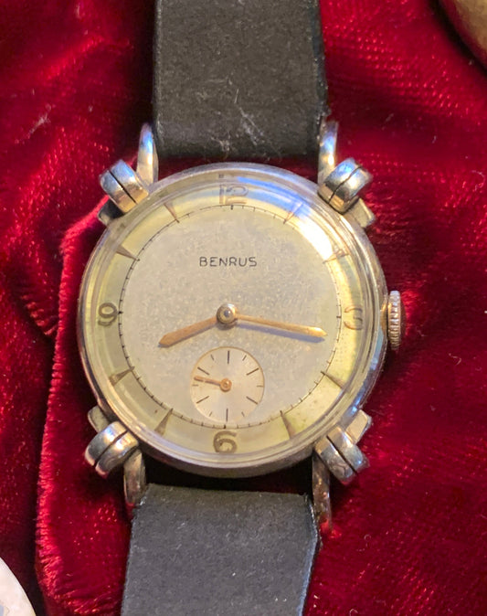 Vintage Fancy Knotted Lugs Benrus Watch 10K Rolled Gold Plate. 1940s/50s Mechanical Movement Winder. Works. 2 Vintage bands - Gents & Ladies