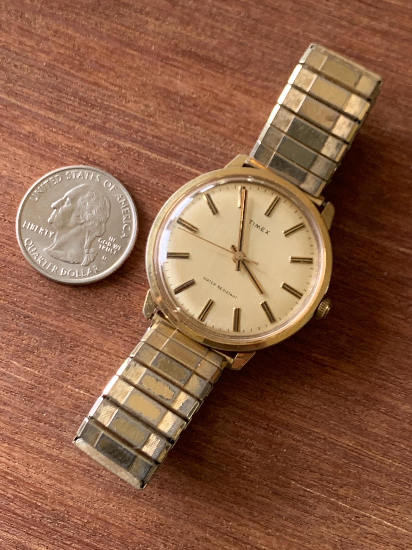 Vintage Timex Marlin Winder Watch, 1977. Radiant Golden Dial with Stick Indices. Very Good Condition Mechanical Winder, works well.