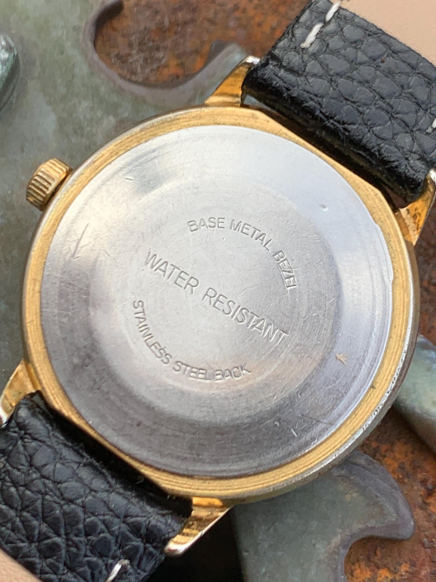 1976 Timex Marlin Winder Watch, Goldtone Case w/Champagne Calendar Dial and Mod Digits Decent Overall Condition w/New Leather Band. Works!