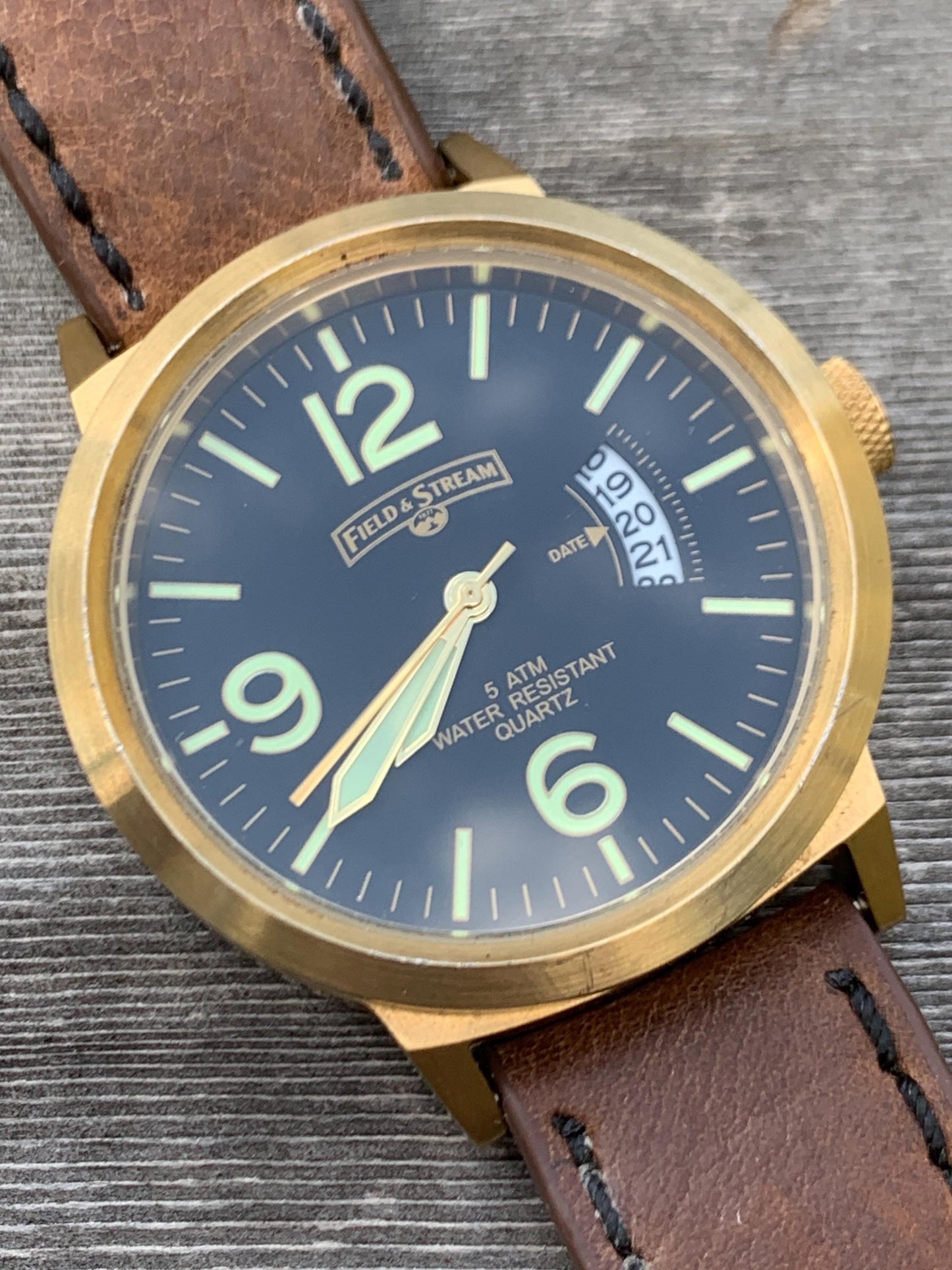 Field & Stream Sporty 44mm Watch - Brushed Gold Metal, Black Dial, Lume, Date, Works Well, Original Gently Worn Leather Strap. New Battery.