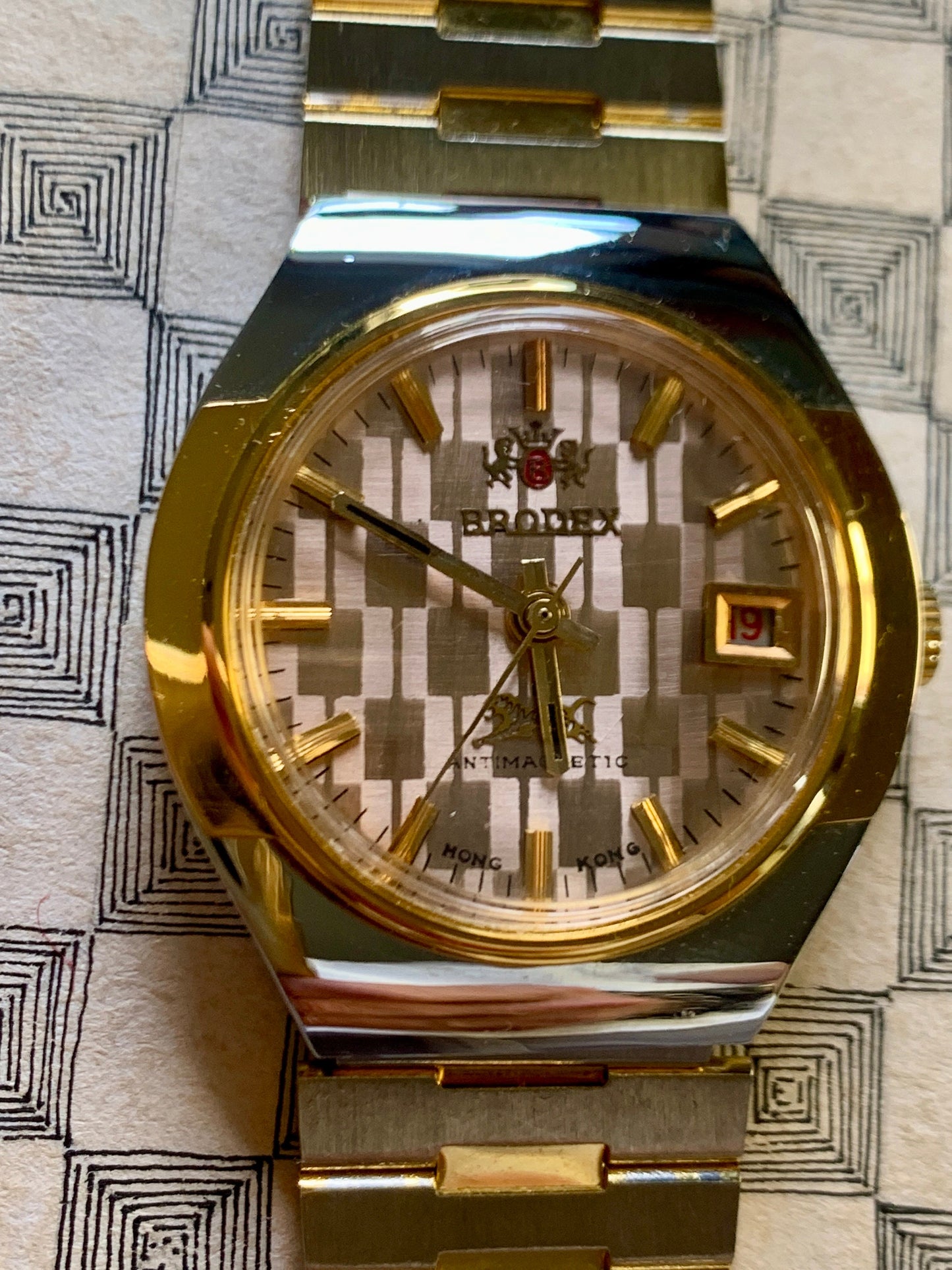 Bro-dex, not Rolex. Winder Watch. Checkerboard Dial, Faceted Glass, Duotone Bezel w/Matching Original Metal Band. Accurate, Clean, Unworn.